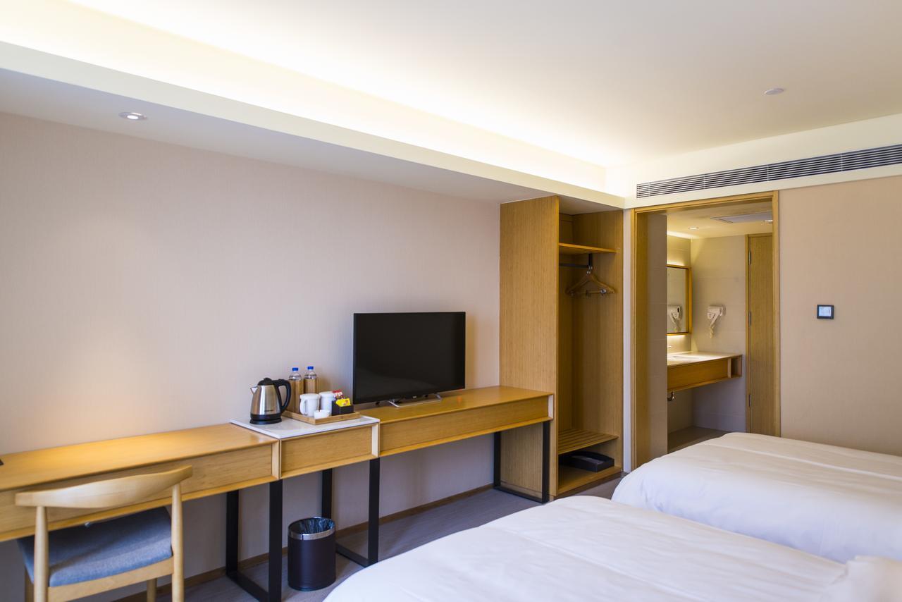 Ji Hotel Guangzhou Tianhe East Railway Station Екстер'єр фото