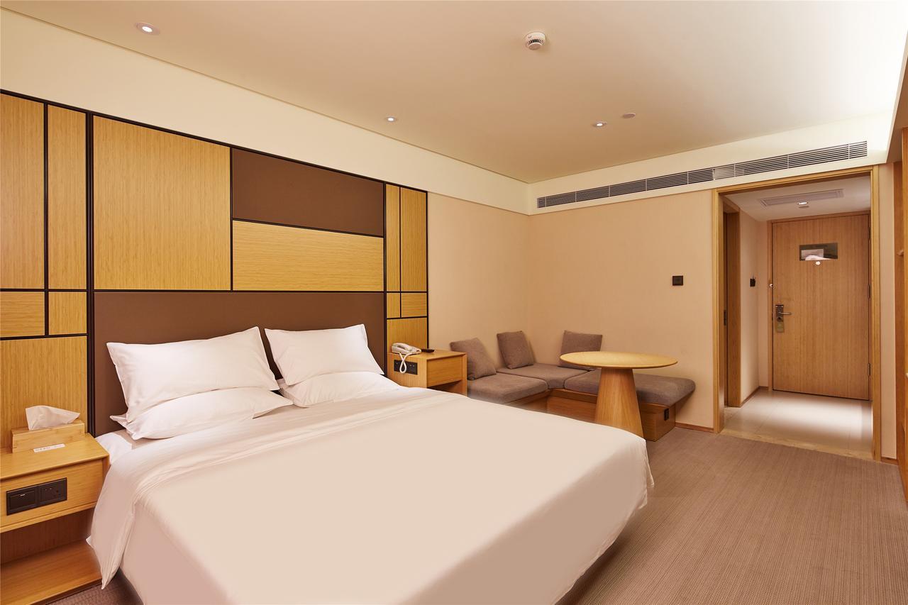 Ji Hotel Guangzhou Tianhe East Railway Station Екстер'єр фото