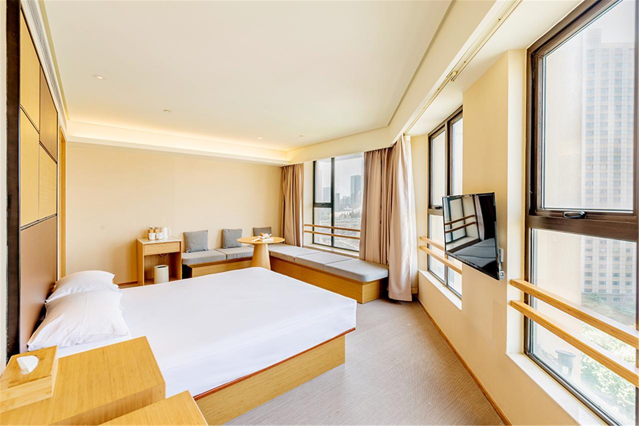 Ji Hotel Guangzhou Tianhe East Railway Station Екстер'єр фото