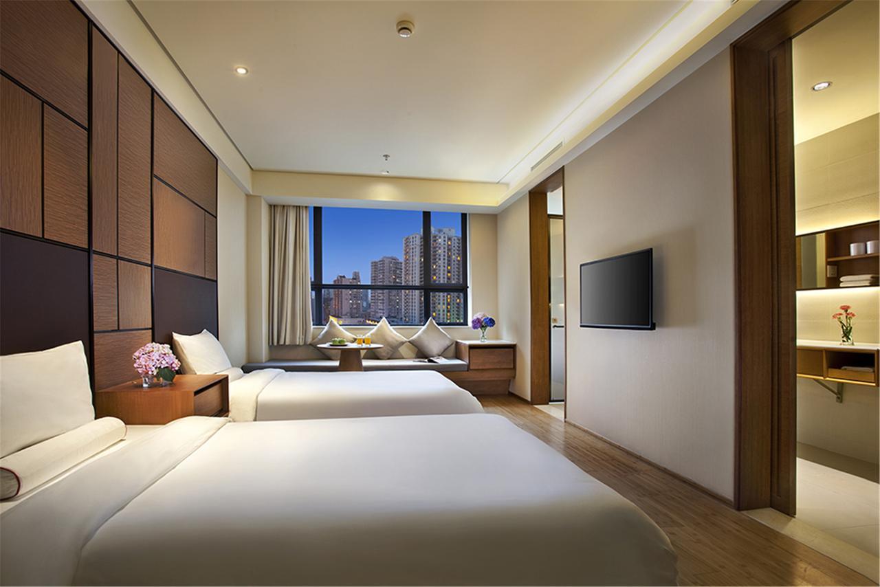 Ji Hotel Guangzhou Tianhe East Railway Station Екстер'єр фото